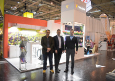 Valoya showed their LED solutions. 