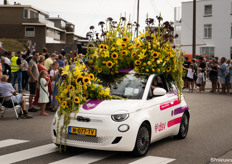 Personenauto aangeboden door DSV   