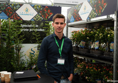 Roel van Kwekerij J. Straathof was ook op de beurs met o.a. de hypericum 