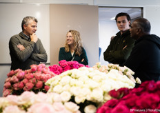 De Meet & Greet roos was een goede plek voor mooie gesprekken, hier met Manon en Sander van Interplant Roses