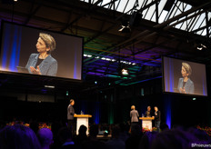 Een panel met Korneel van der Plas (Albert Heijn), Henk de Jong (The Orchid Growers) en Marcel van der Lugt (Lugt Lisianthus)