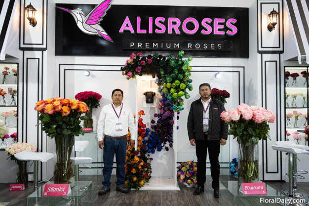 Carlos Andreigo with CEO Diego Acosta of Alisroses